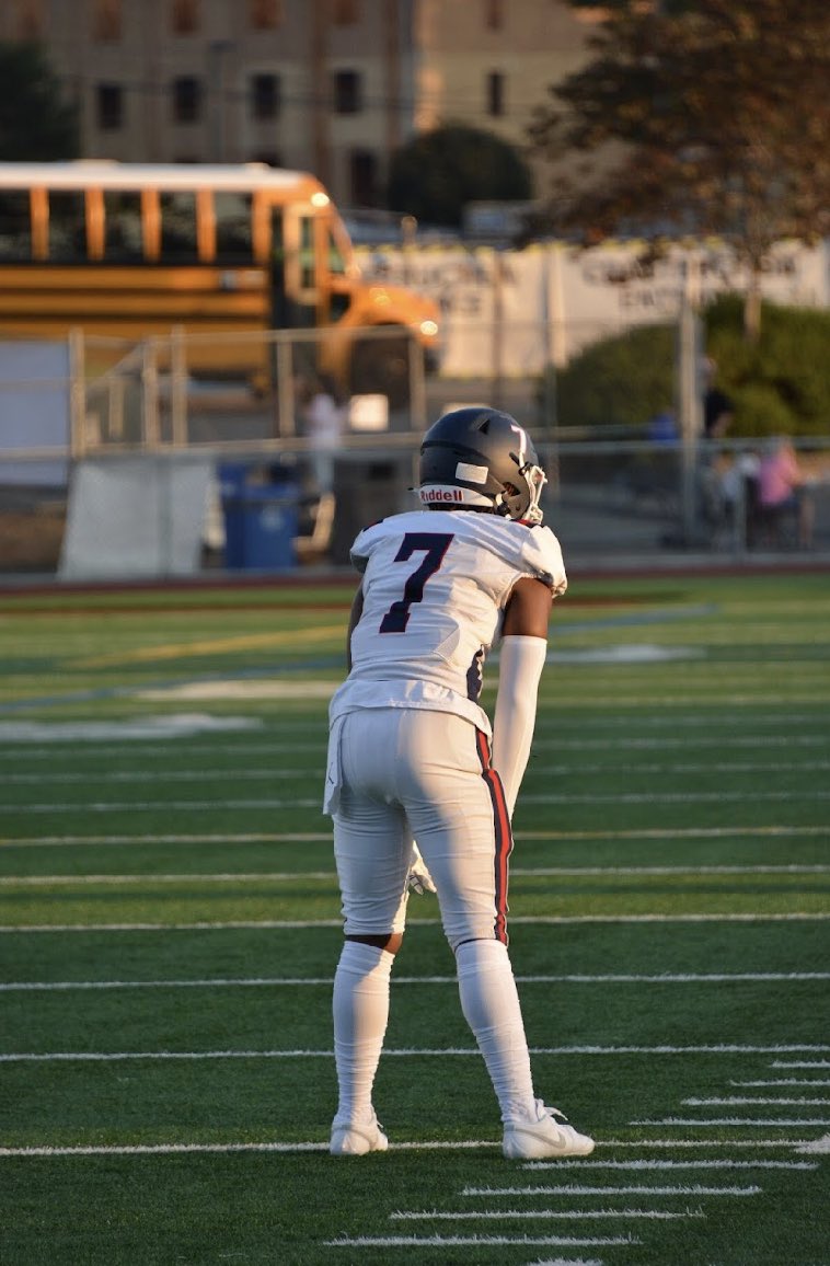 Here are my weeks 1-4 film hudl.com/v/2Ls7DP