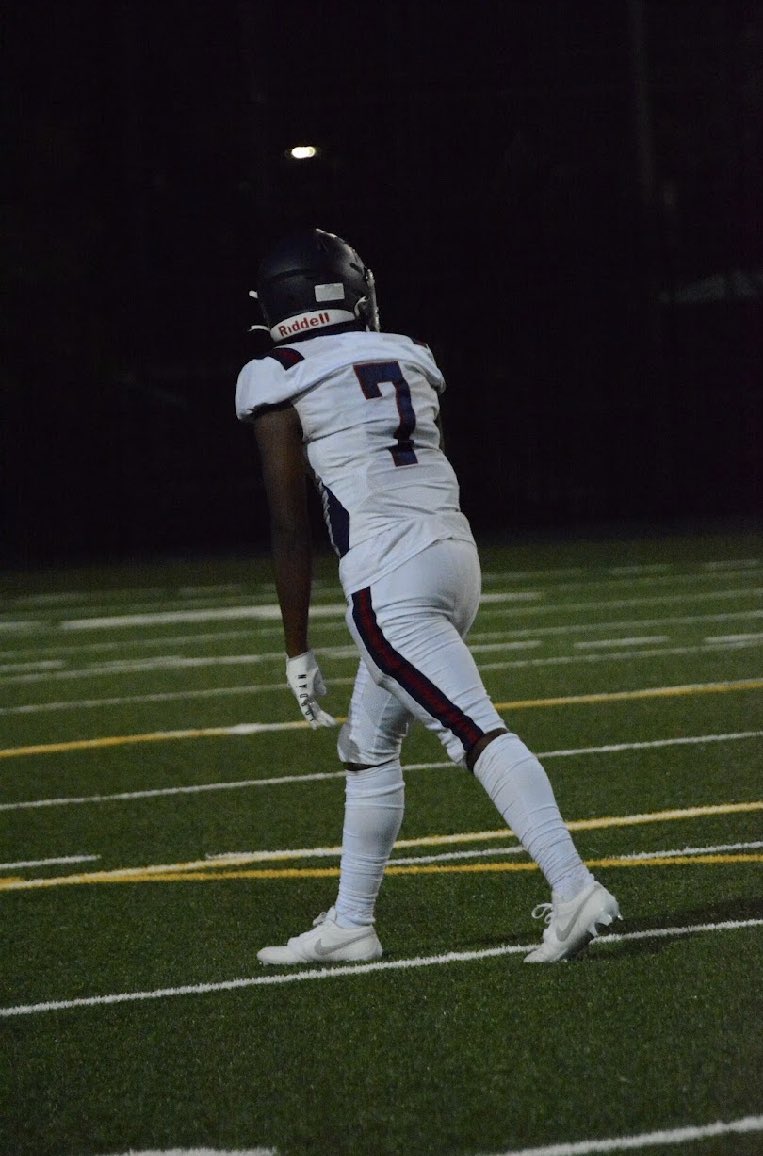 RayvonP7's tweet image. Here are my weeks 1-4 film hudl.com/v/2Ls7DP