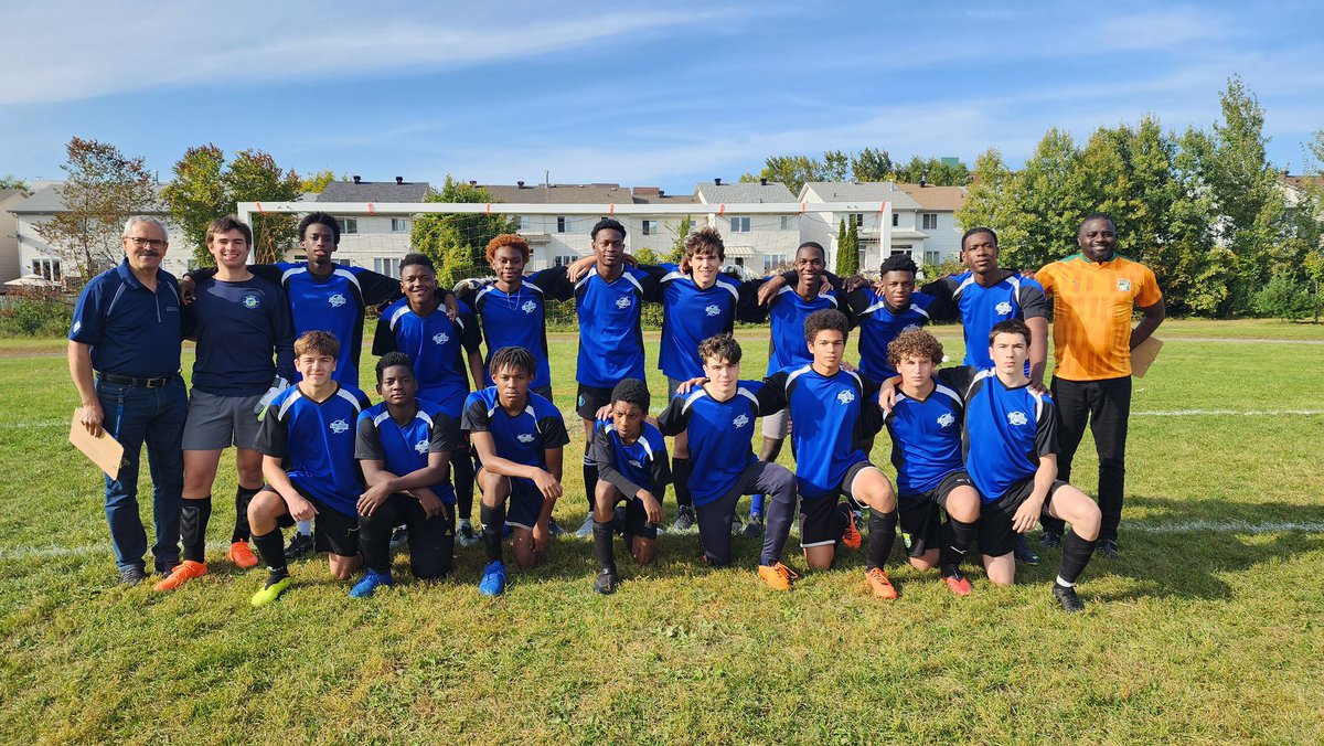 laserccsg's tweet photo. Premier match de la saison de notre équipe de SGS ⚽️ ce soir contre Sir Wilfrid Laurier H. S. ! Nos Lasers se sont malheureusement inclinés 3-2! #LaserEtFier #SAMsoccer @CcSamuelGenest @NCSSAASports https://t.co/d2YzclyiBi