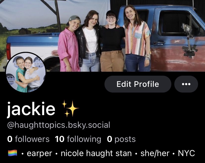 haught_topics's tweet photo. Made it to the other place! 💙☁️ I’ll still be sticking around here for a while, but if you’re there too I’m looking to connect with my #Earper peeps 👀 #WynonnaEarp https://t.co/jnBIXxbmiZ
