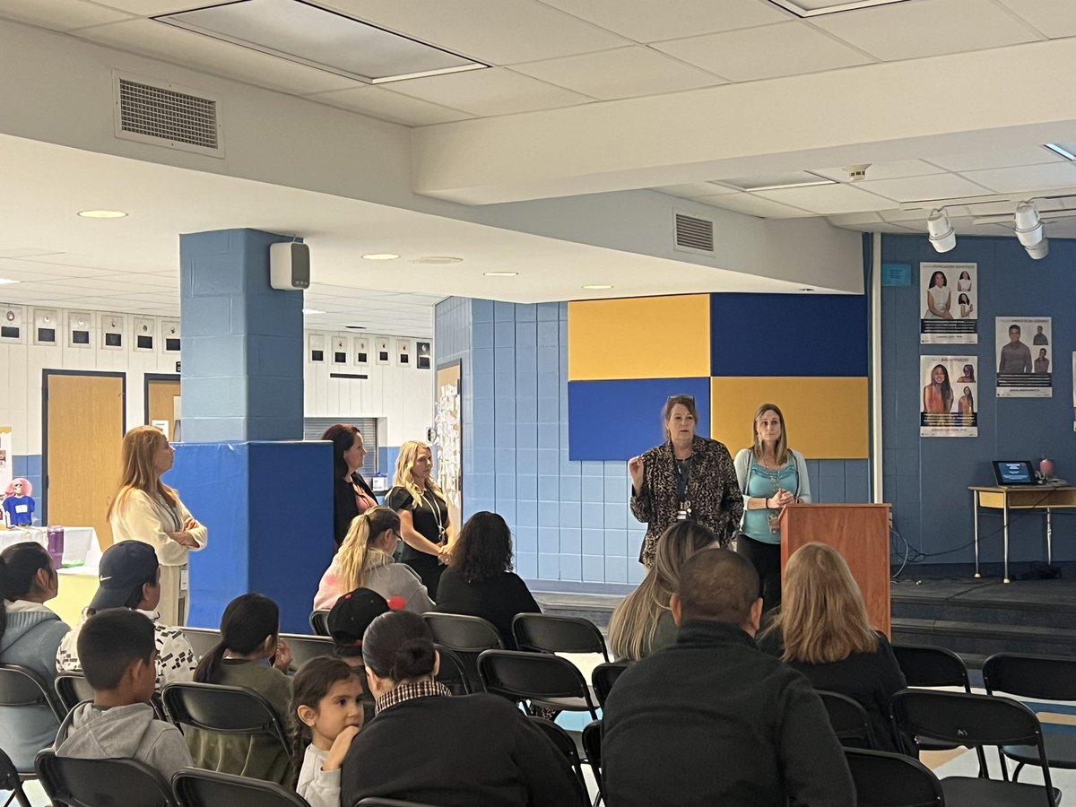 MTSDEarlyEdPrK5's tweet photo. We welcome our MTMS families to our Title I Back To School Night! #supportingourstudents #ourteachersareleaders @MTSDCurriculum https://t.co/GSgNljtORg
