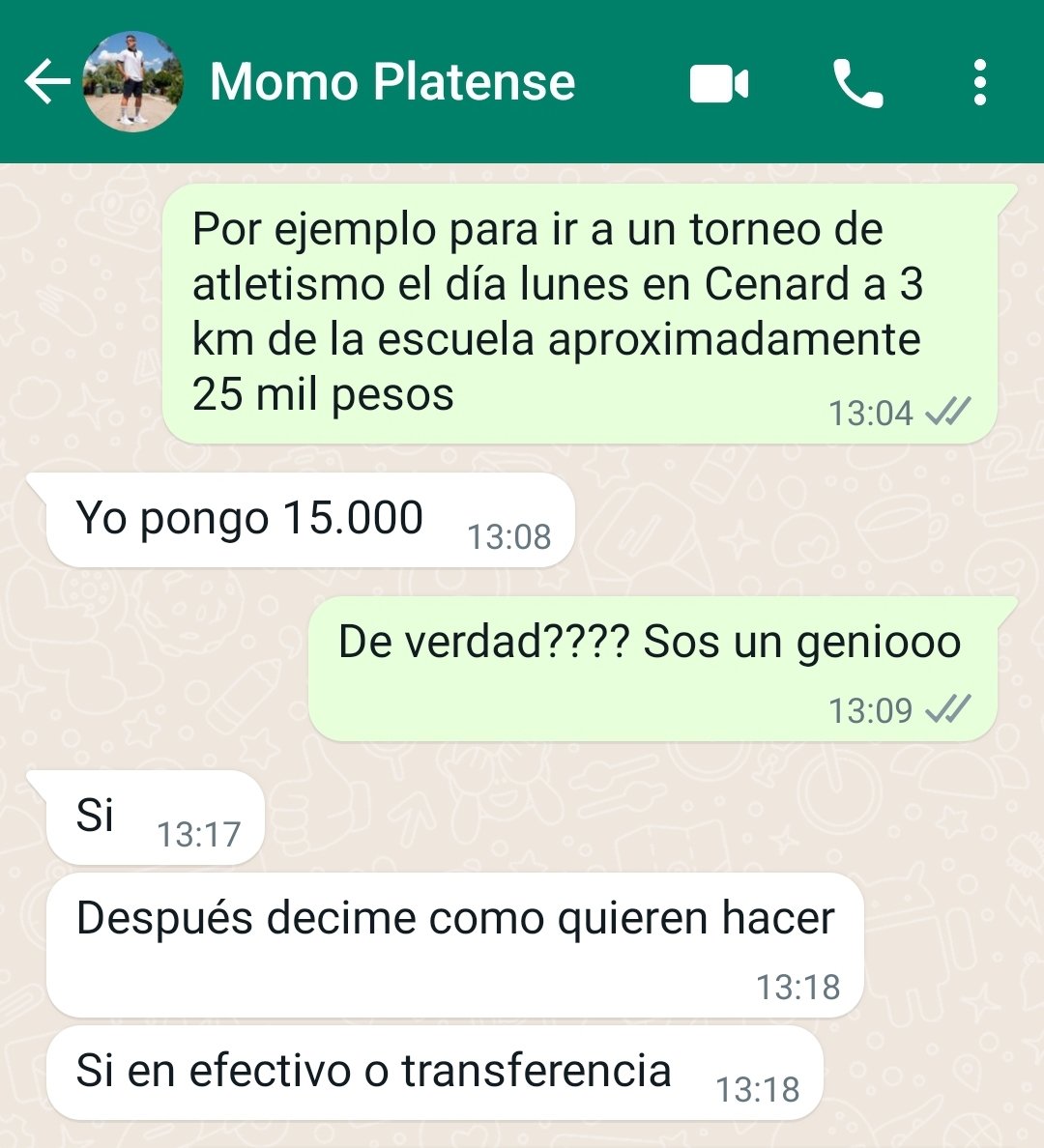 Rodolao's tweet image. Los alumnos de La 25 del 10 van a tener un torneo de atletismo y a las familias se les estaba complicando juntar el dinero para pagar el micro que nos va a llevar desde la Escuela al CeNARD.
Pero el Momo con gran humildad nos ayudó! Gracias @momorelojero 🙌
#Platense 
#Saavedra