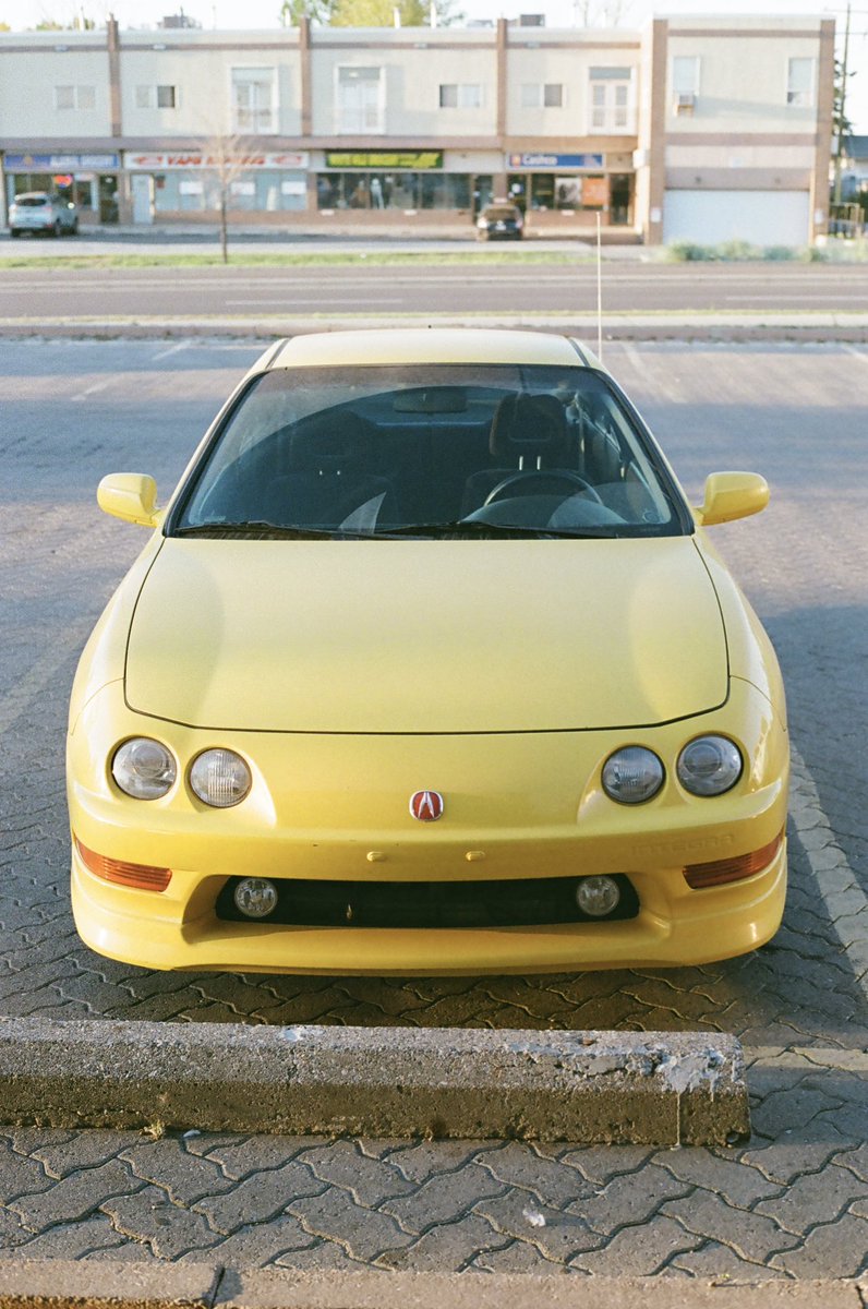 Jdm tax in its finest. 

G1/Ultramax 400.