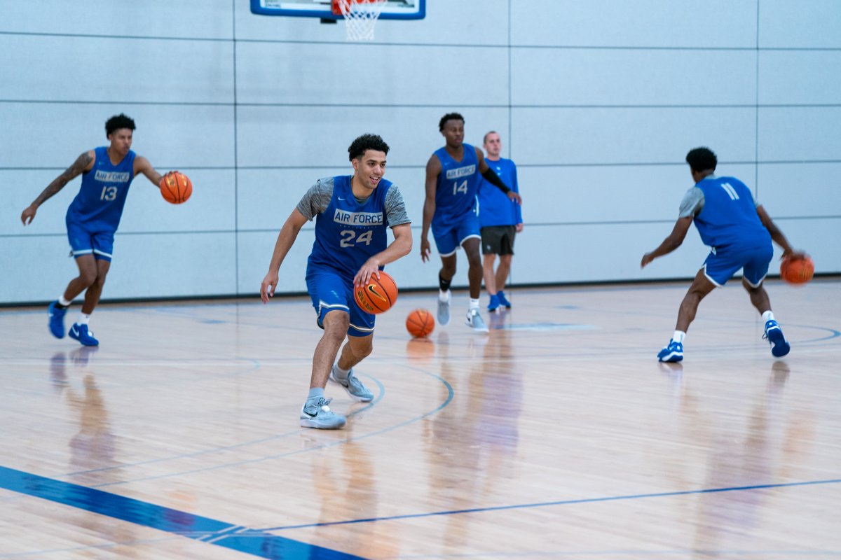 AF_MBB's tweet photo. Let's get to work! 😤 https://t.co/hPgOk8LWct