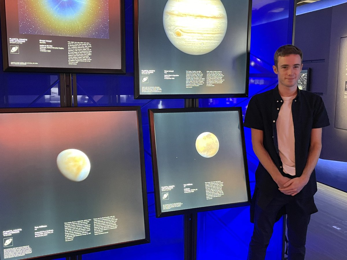 tw__astro's tweet photo. Great outing to @RMGreenwich #APY15 today. Nice to see my images up on the walls!
Great to meet again with a few familiar faces including fellow planetary imager Martin Lewis @SkyInspector https://t.co/DzVuu3NyEO