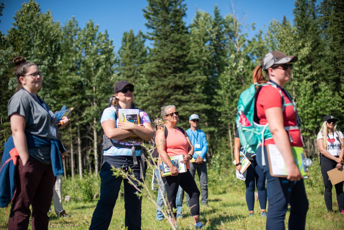 insideeducation's tweet photo. Calling all #FMPSD &amp; #FMCSD teachers!

We're teaming up with our pals at @GEOEC to offer a free 2hr teacher workshop on Oct 4 designed to help get your students learning about &amp; connecting with the environment!

No application required. Register here: https://t.co/6z7B0JF03l #ymm https://t.co/CDJ81SE9lt