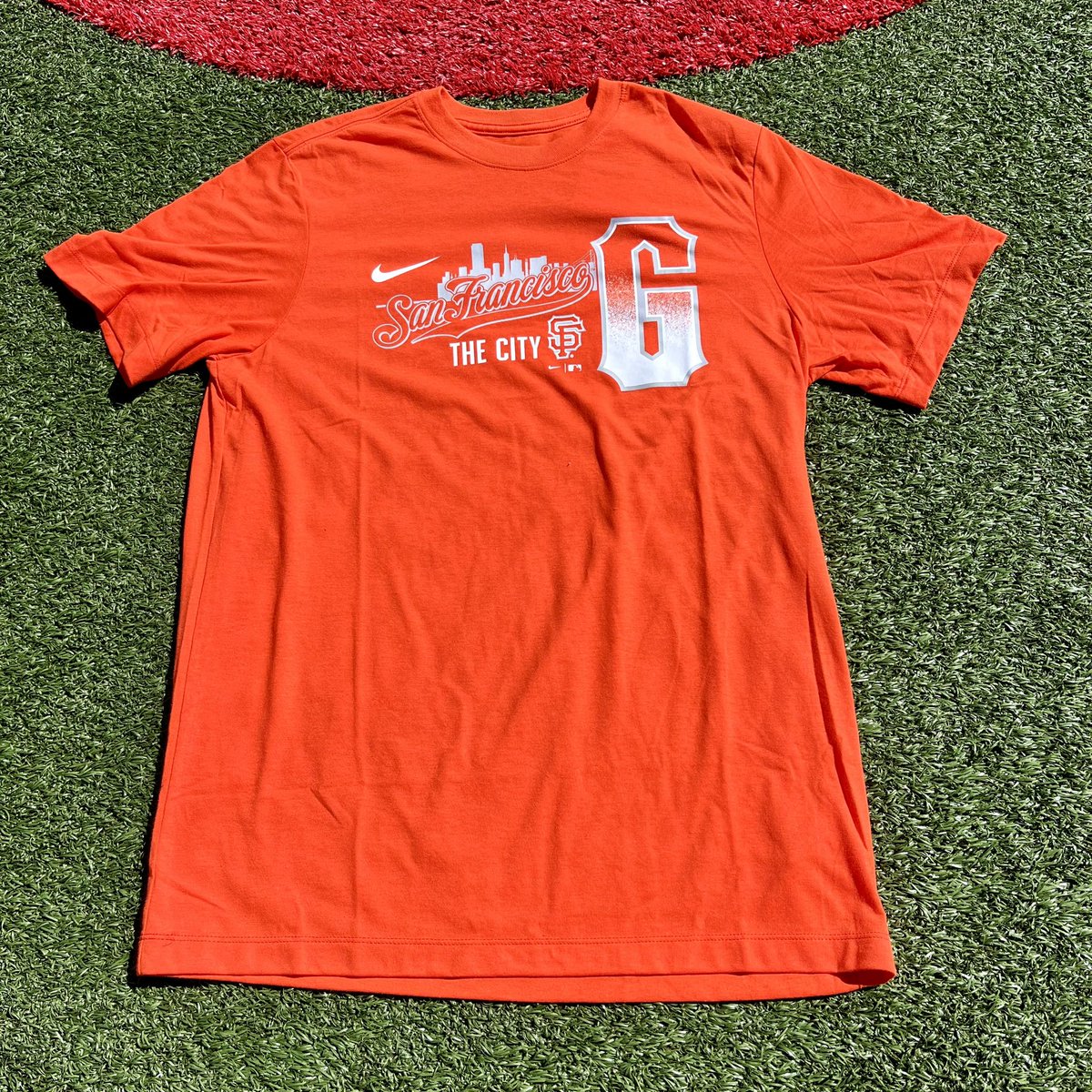 Giants Dugout Store tweet media