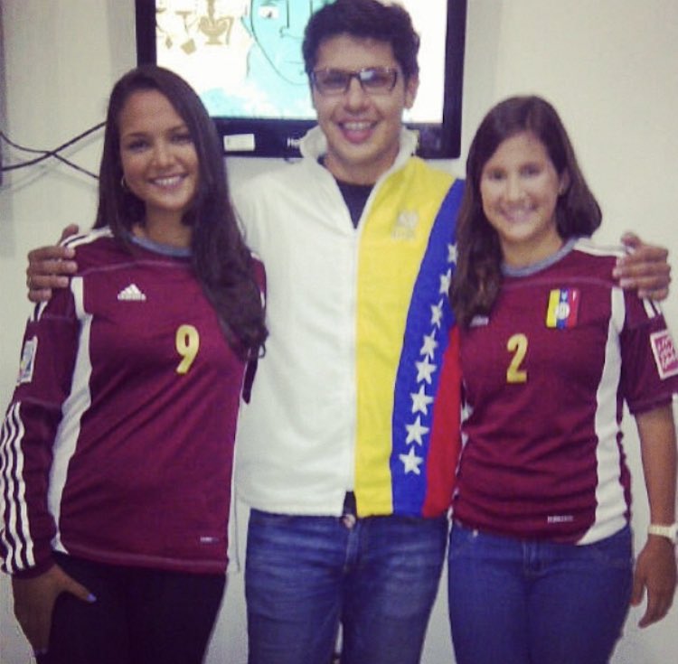 #TBT con la querida <a href="/deynac18/">Deyna Castellanos</a> chiquitita en los meteóricos inicios de su carrera con nuestra #VinotintoFemenina