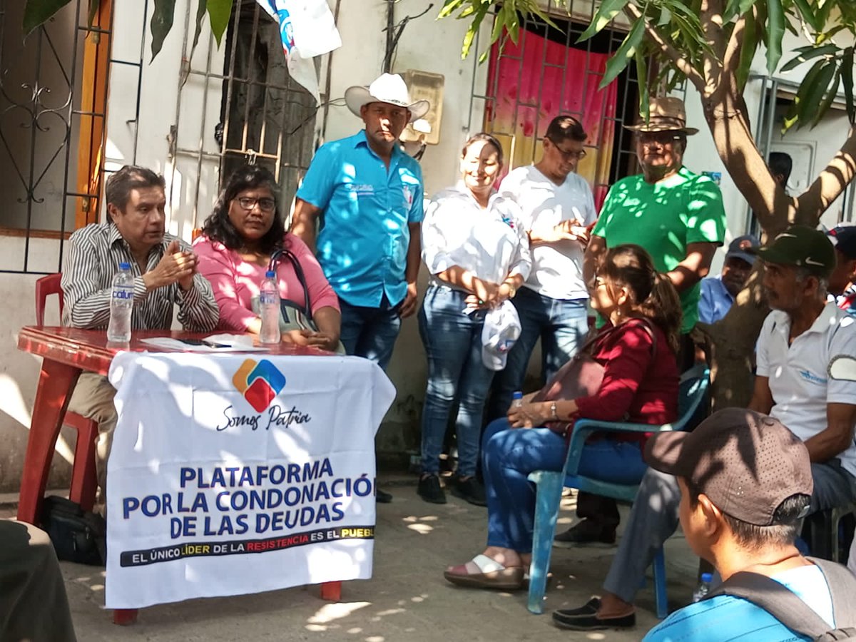 Rc5Vinces's tweet photo. Esta tarde compartimos con los ciudadanos de Playas de Vinces ,cada vez falta menos para el #ResurgirDeLaPatria. @MashiRafael
Para devolverle al Ecuador la seguridad y las oportunidades que antes tuvimos💪🇪🇨
#Binomioganador
#MeeeeGusta 🐑
#LuisaGonzalezPresidenta https://t.co/kQcjq6CpZa
