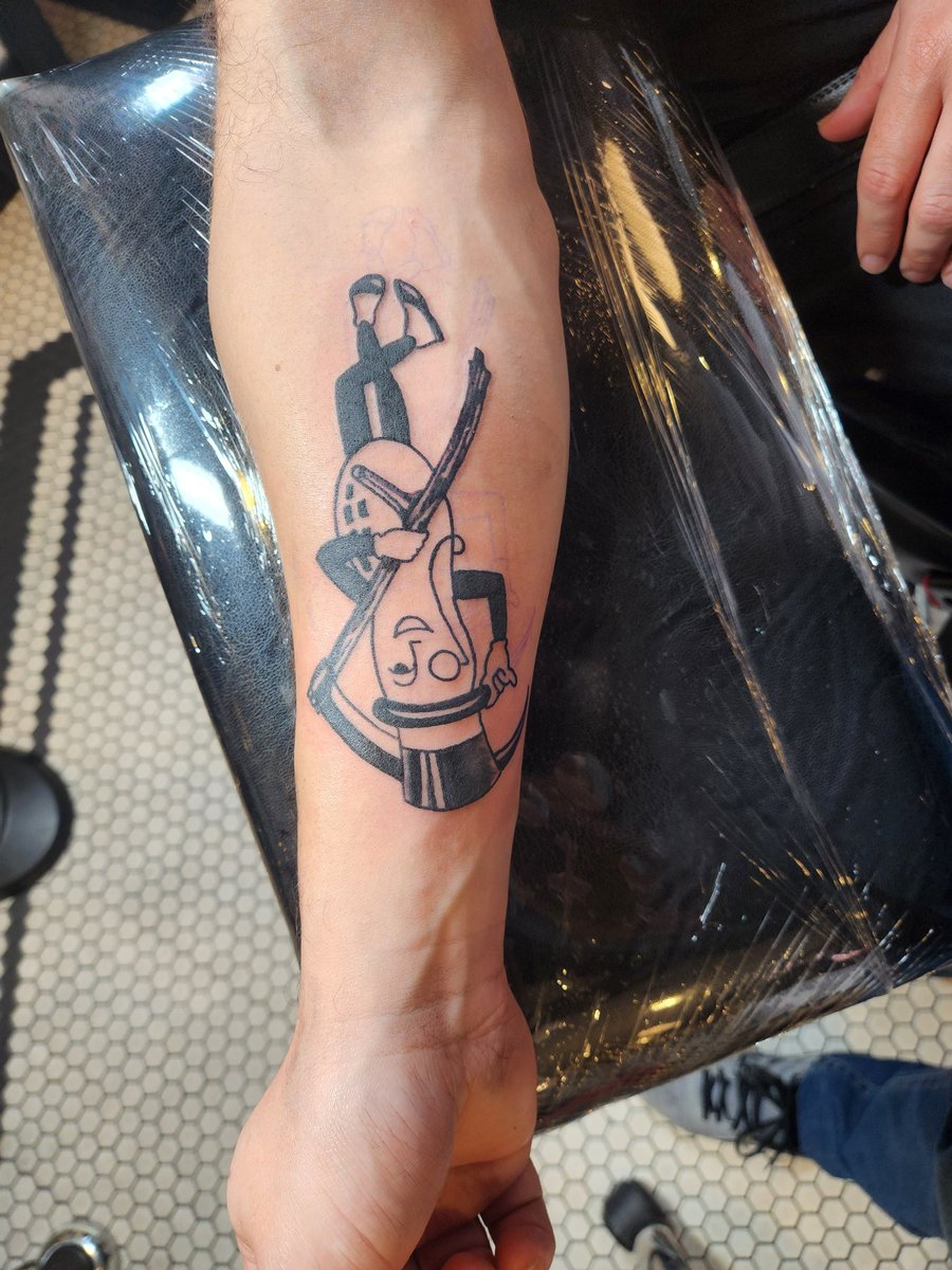 MrFish86's tweet photo. Got my first tattoo today! https://t.co/Dx28tfWwx7