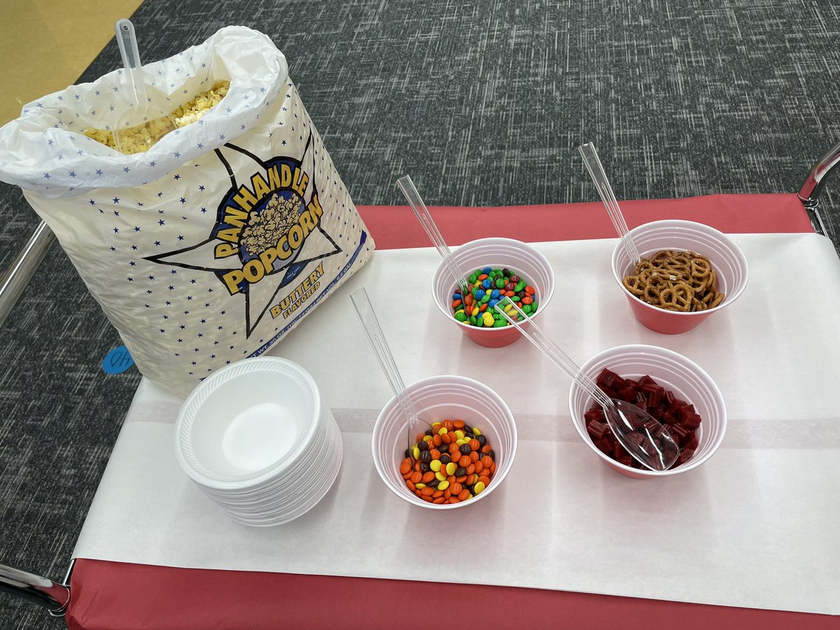 Treating our teachers to a popcorn bar while we clarify our coaching roles. <a href="/allenelem/">Allen Elementary</a> @MrMcDaniel13 #OurAllenLegacy