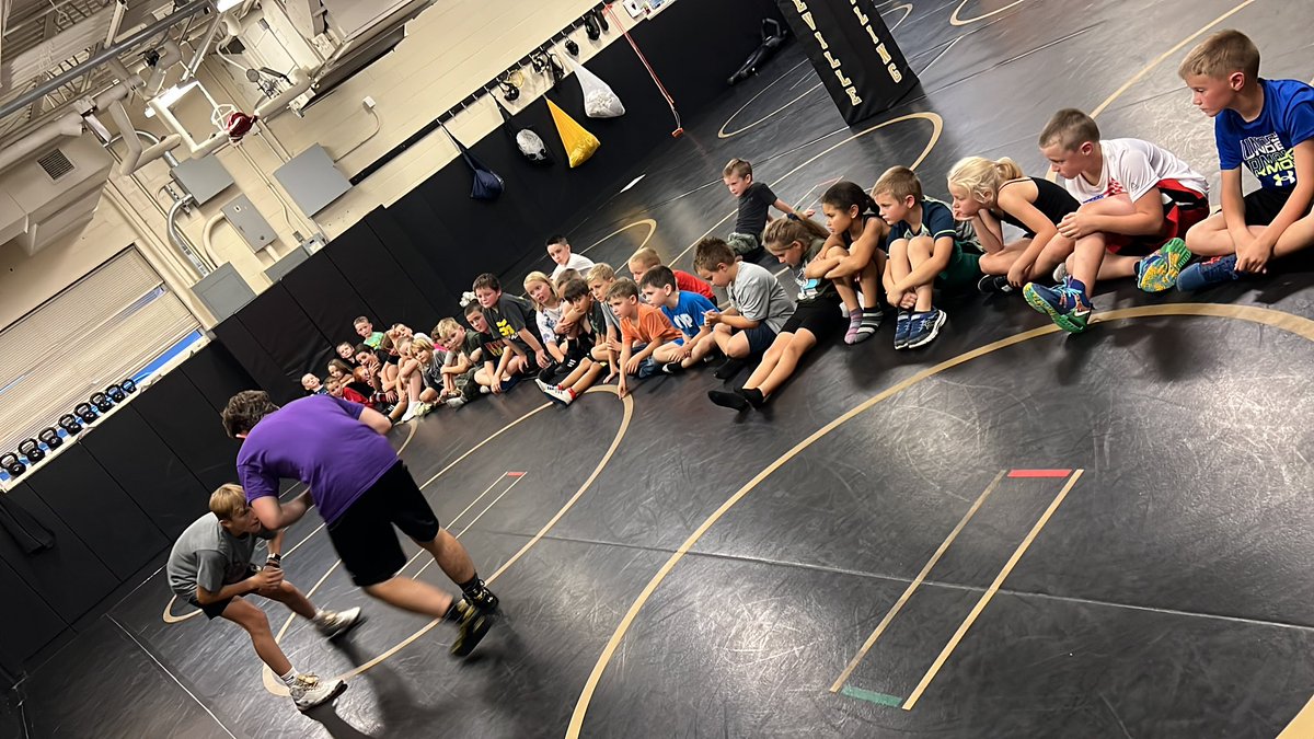 Daleville Wrestling (@dalevillewrestl) on Twitter photo 32 <a href="/DES_Broncos/">Daleville Elementary</a> working to become better wrestlers this evening ๐ช๐ป #BabyShark <a href="/DHS_Broncos/">๐๐ฎ๐น๐ฒ๐๐ถ๐น๐น๐ฒ ๐๐๐ต๐น๐ฒ๐๐ถ๐ฐ๐</a> 32 <a href="/DES_Broncos/">Daleville Elementary</a> working to become better wrestlers this evening ๐ช๐ป #BabyShark <a href="/DHS_Broncos/">๐๐ฎ๐น๐ฒ๐๐ถ๐น๐น๐ฒ ๐๐๐ต๐น๐ฒ๐๐ถ๐ฐ๐</a>