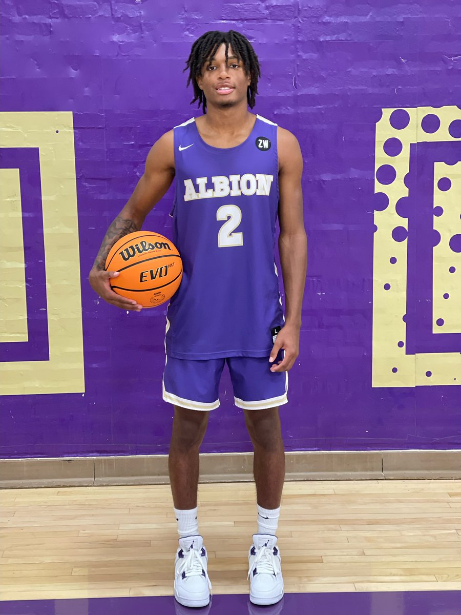 Malachi_Hooser II tweet media