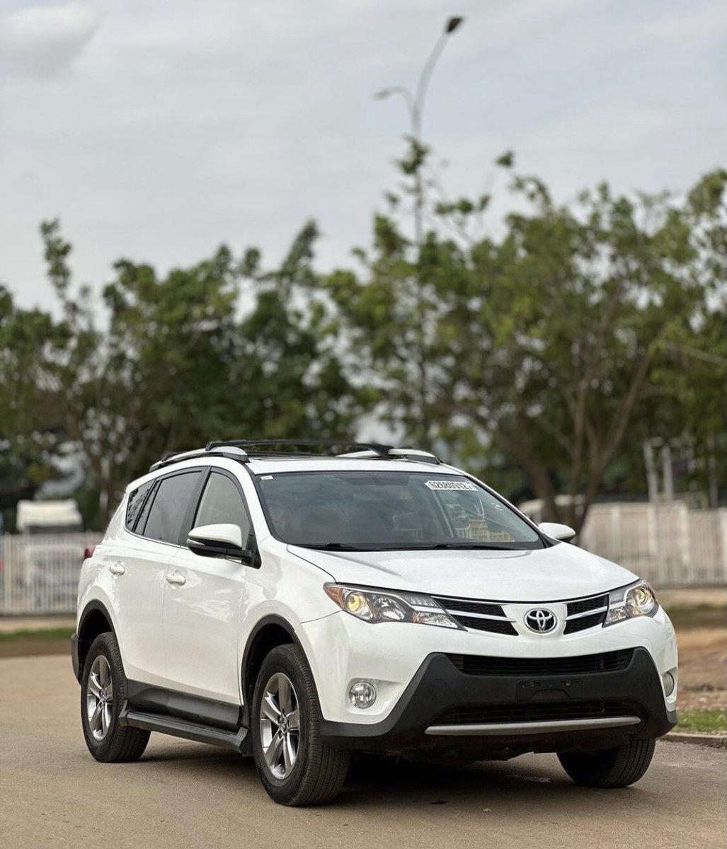 Automall_ng's tweet image. Foreign used TOYOTA RAV4 2016 model 
Price:14.5m
Duty: paid 
Location: Abuja 
#Emefiele #CBNGOVERNOR #NairaMarley LGBT
@__yellows @alamin_ghost @saamaccido_ @Mvnaaa___ @the_scholar1 @_hafsat_paki @chandni_lish @Ahmad_Gogel @MSIngawa @Kha_dee_ja_tou @12344r_ @HMujeili Retweet 🙏