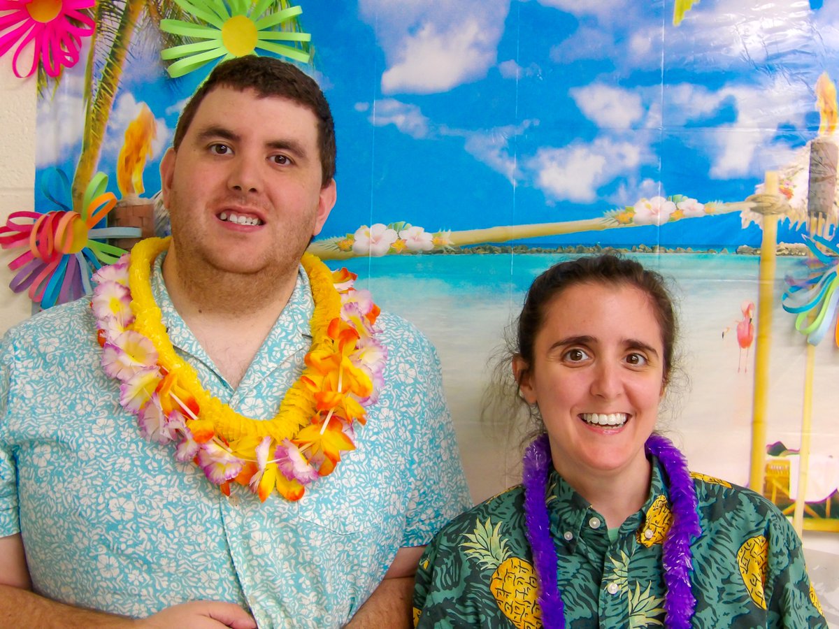 The_ArcOLC's tweet image. 🌺 🤙🏼Aloha from our Arnold Ave. Day Hab and Fine Arc at The Arc, Oneida-Lewis program's Luau party. 🌴🍍 #luauparty #luautheme #luaufriends