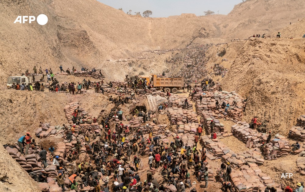 Soaring demand for the raw materials needed for the transition to renewable energy -- such as lithium, cobalt and copper -- is creating dilemmas for investors weighing economic, environmental and human rights risks u.afp.com/ivXm