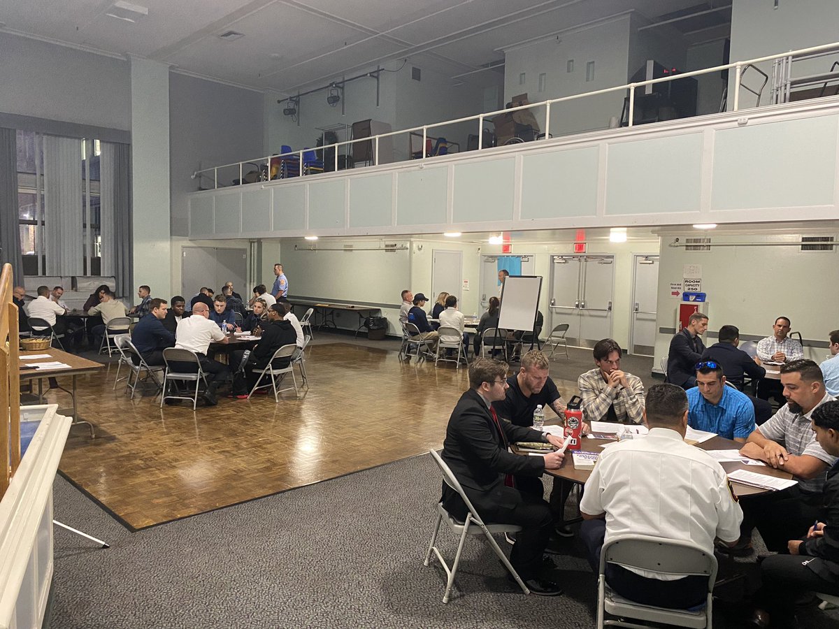 Full house tonight at our multi department “Prep for Success” program. Hosted by West Hartford Fire and attended by Chiefs from UConn, Hamden, and New Britain. #communities