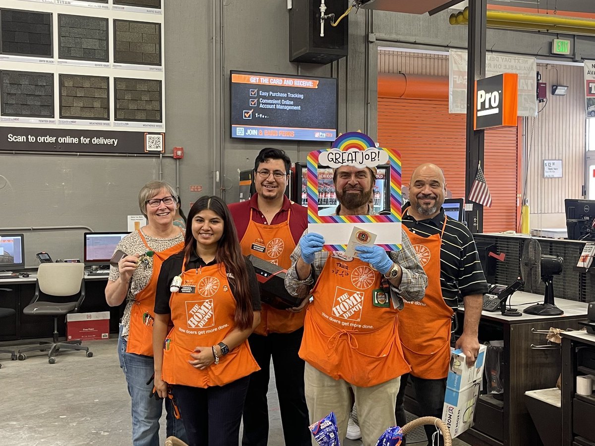 Jennifer0563's tweet photo. September is coming to an end and we celebrated milestone and birthday here’s just a few 🎊🎊🎊 #HomeDepot https://t.co/VsmsqOxEnJ
