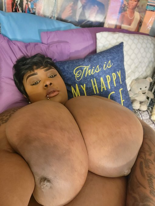 Zariah-June’s pics and videos