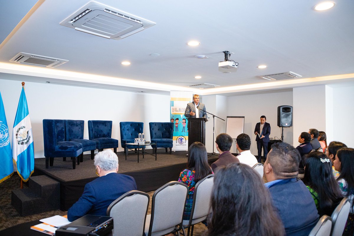 ViceGuatemala's tweet image. En la actividad, los integrantes de la Mesa Temática #PLANEA, del Gabinete Específico de Desarrollo Social #GEDS, intercambiaron experiencias y desafíos con representantes de Organismos Internacionales y de la Sociedad Civil.