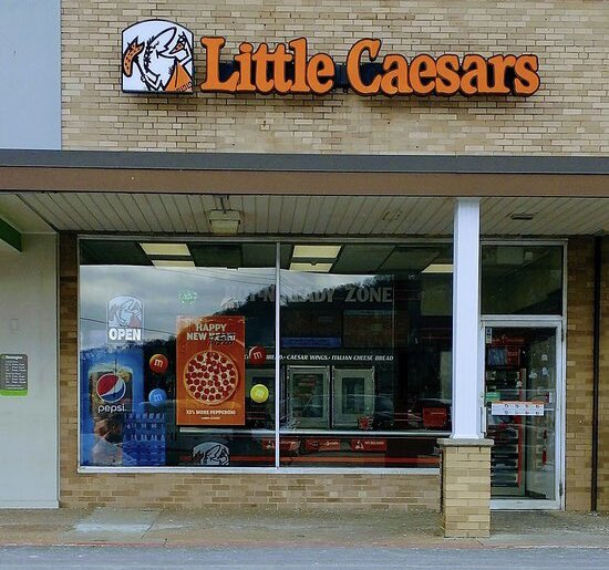 Fake_KDKA's tweet photo. White Oak Little Caesars once again named Best Pizza in Pittsburgh. More at 11. https://t.co/KJCfCix7Lb