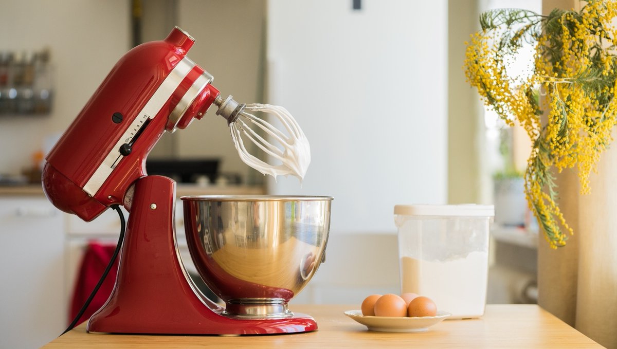 takeaDailybreak's tweet photo. KitchenAid Attachment Recipe Ideas
https://t.co/eUofXO6Tpr
#kitchenaid #kitchenaidstandmixer #standmixer #mixer #kitchen #kitchenappliances #mixerattachments #recipes #baking #baker #spiralizer #paddleattachment #doughhook #pastapress #easyrecipes #deliciousrecipes #foodies https://t.co/YLIYETXAGk