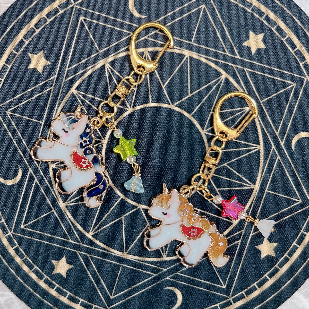 shiro_o_18's tweet photo. (お兄ちゃん★)兄妹ユニコーン🦄フレームレジン バッグチャーム＊ #minne https://t.co/xCLRwrsPeS

お兄ちゃんはこんな子です✨💕
兄妹でお迎えもお��ちしてます🎶 https://t.co/JSteSwfy7C