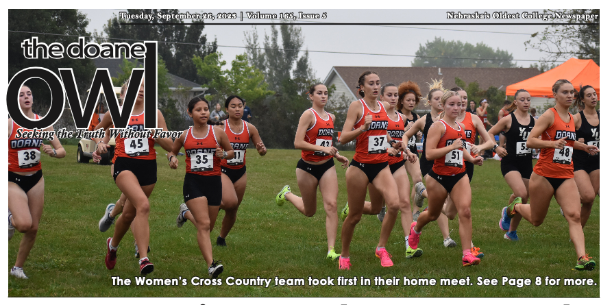 Well, looky who's featured on the cover of this week's The Doane Owl! An excellent choice, I must say!

#DoaneXC #DeanWhite