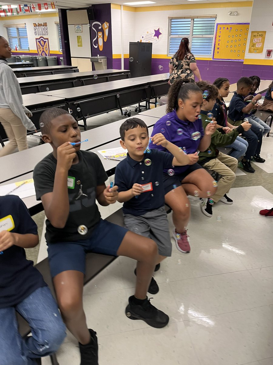We started the day by celebrating our Star Students of the Month for the month of September! These Stars were recognized for following our STARS Expectations! They had a fantastic time at their bubble party after receiving awards!! #PBIS <a href="/sdocpbis/">SDOCPBIS</a> <a href="/SDOCElemEd/">SDOCElemEd</a>