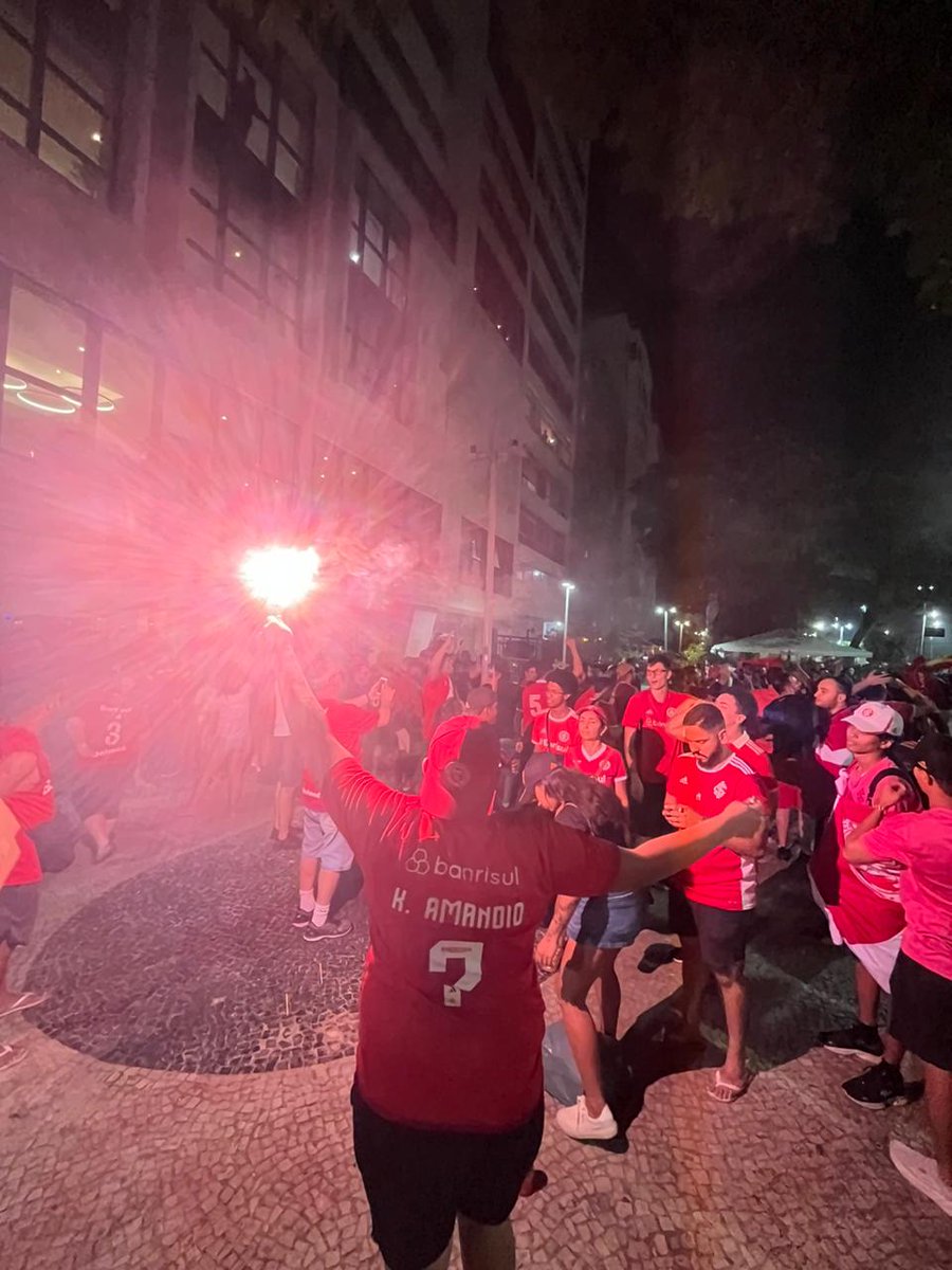 TccTorcida's tweet image. É um sentimento... Pra GENTE uma RE LI GI ÃO 🔥🔥🔥🔥🇦🇹 

TROUXEMOS NOSSAS RUAS DE FOGO PRO RIO DE JANEIRO! 
#ÉOINTER #ÉPELOTRI #VamosInter