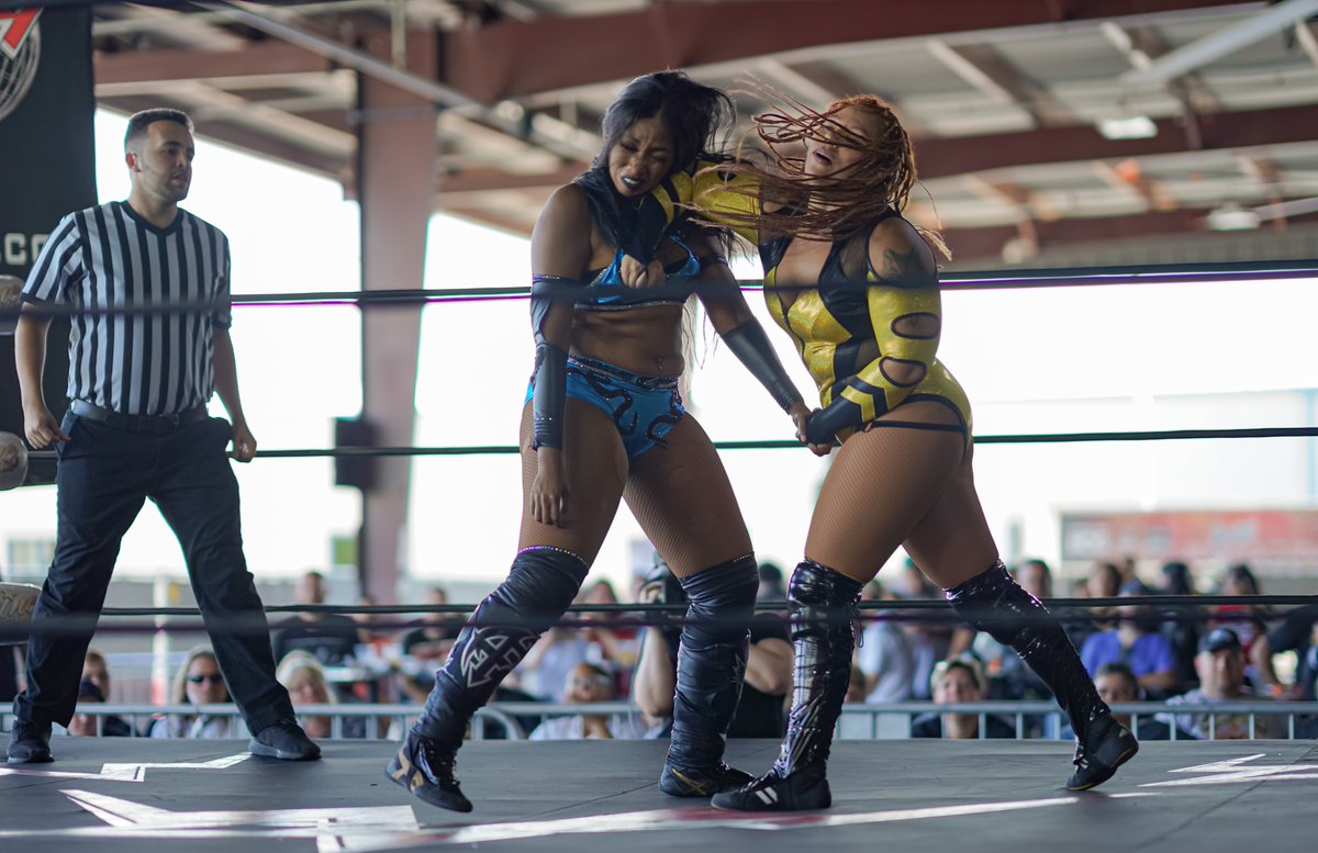 edwinc1017's tweet photo. ๐ธ @yaidepr @Sahara_007 ๐๐ผ๐ฅ #Shine76 #WomensWrestling https://t.co/ykHjUVLSQ0