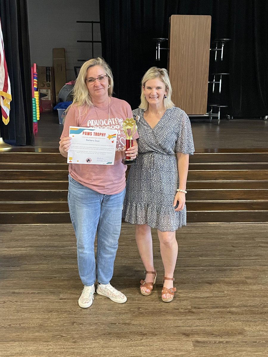 HumbleISD_PFE's tweet image. Celebrating these amazing PFE teachers with PAWS today -Positive Affirmations with Staff! #PFEisHappy