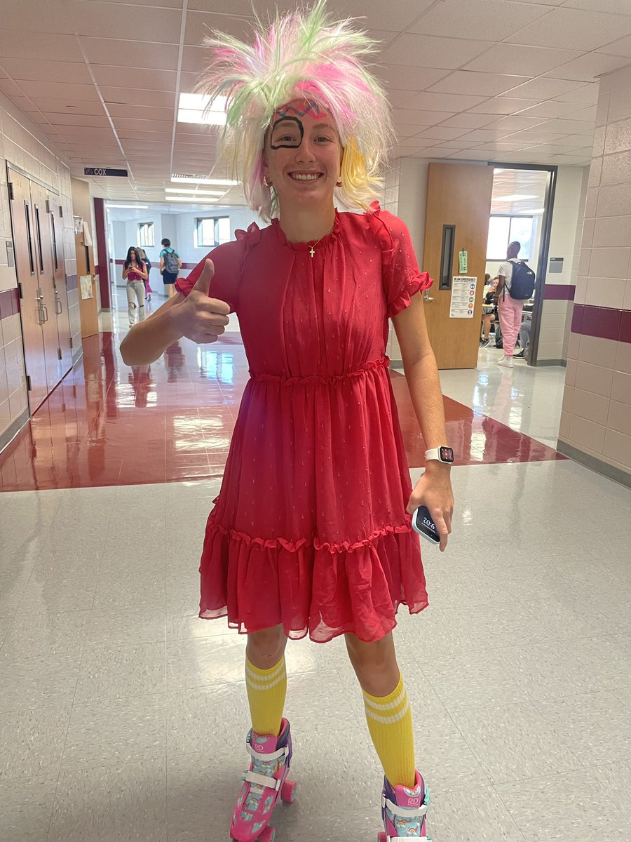 LadyOilerFutbol's tweet photo. HOCO Barbieland @audreyc00per5 https://t.co/SXB20P7x8F