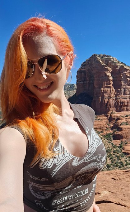 Rachael Belle was here 😉 https://t.co/9kNCAtyQvO<a href="/tag/mvsales"class="tags"><span>#mvsales</span></a>