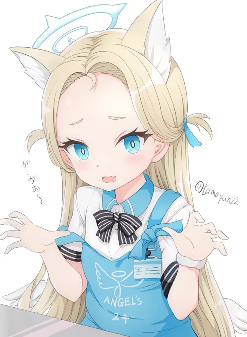 ソラちゃんには八重歯を活かしてハロウィン期間はコスプレしてレジに立って欲しい 