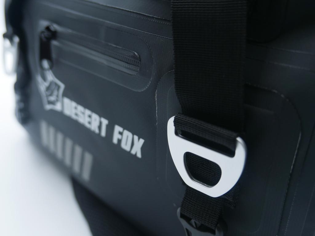 twistedthrottle's tweet photo. Rain, rain, go away! If you are unable to escape the rainy weather, maybe it's time to upgrade your motorcycle dry bag with a 100% waterproof dry bag from Desert Fox!

https://t.co/KuK1Yv8oBG

#TwistedThrottle #Twisted #DesertFox #ADVmoto #Adventure Motorcycle #DualSport https://t.co/c2by7uIX7e