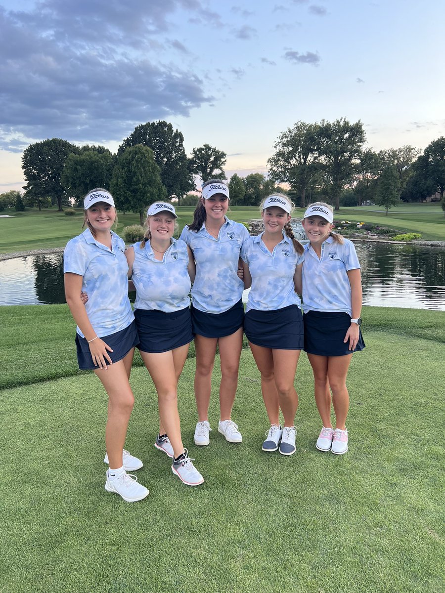 Tolton Girls Golf won the tri match today at Bogey Hills with a team score of 160. Audrey was medalist with 33(-3)! Columbia Quad and Senior Night this Thursday at Lake of the Woods! 

ACE’s WIN!