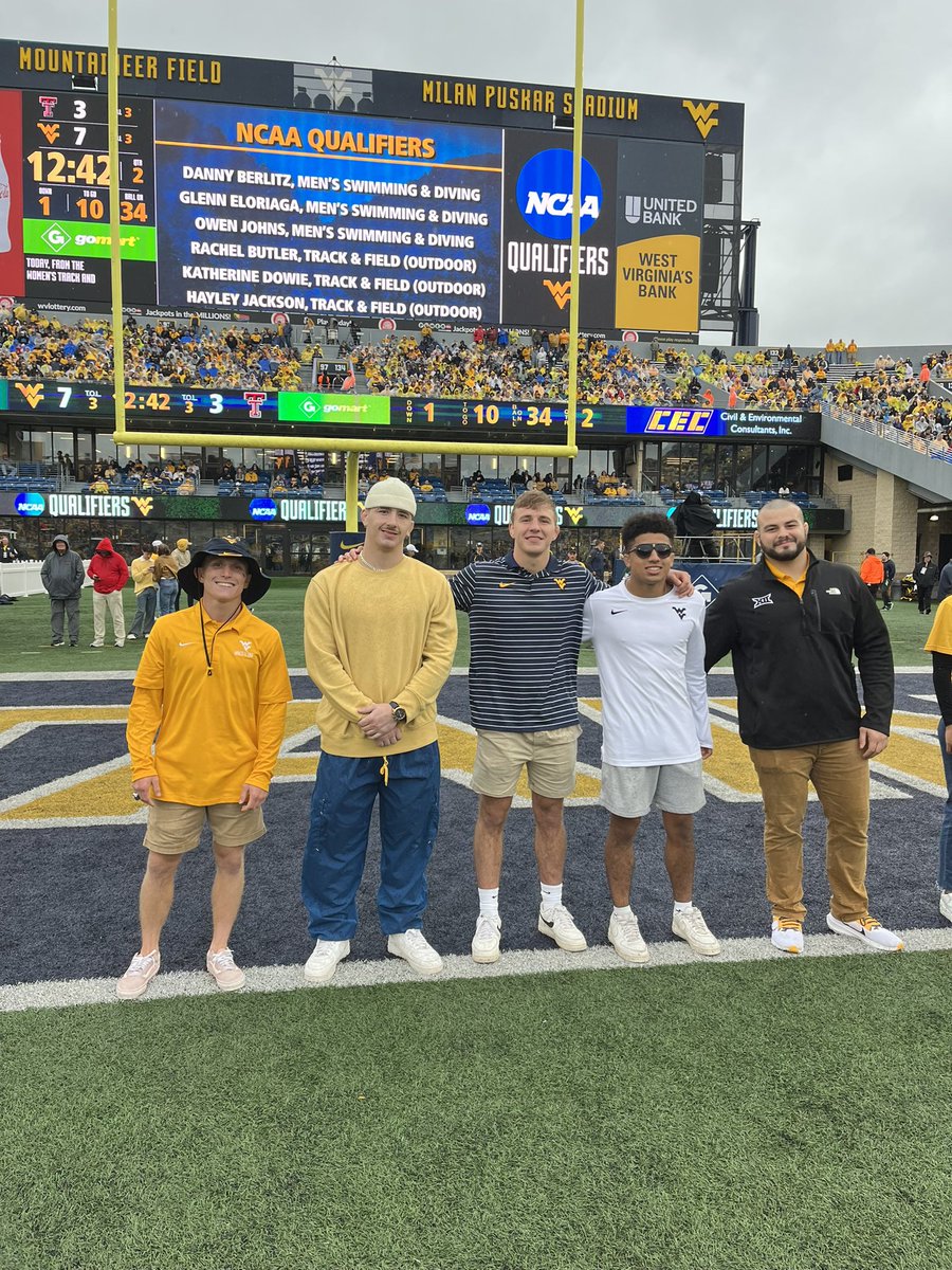 WVUWrestling's tweet image. Our NCAA qualifiers had a great being honored Saturday afternoon at Mountaineer Field. 

Thanks for having us @WVUfootball. 

Let’s go! #HailWV