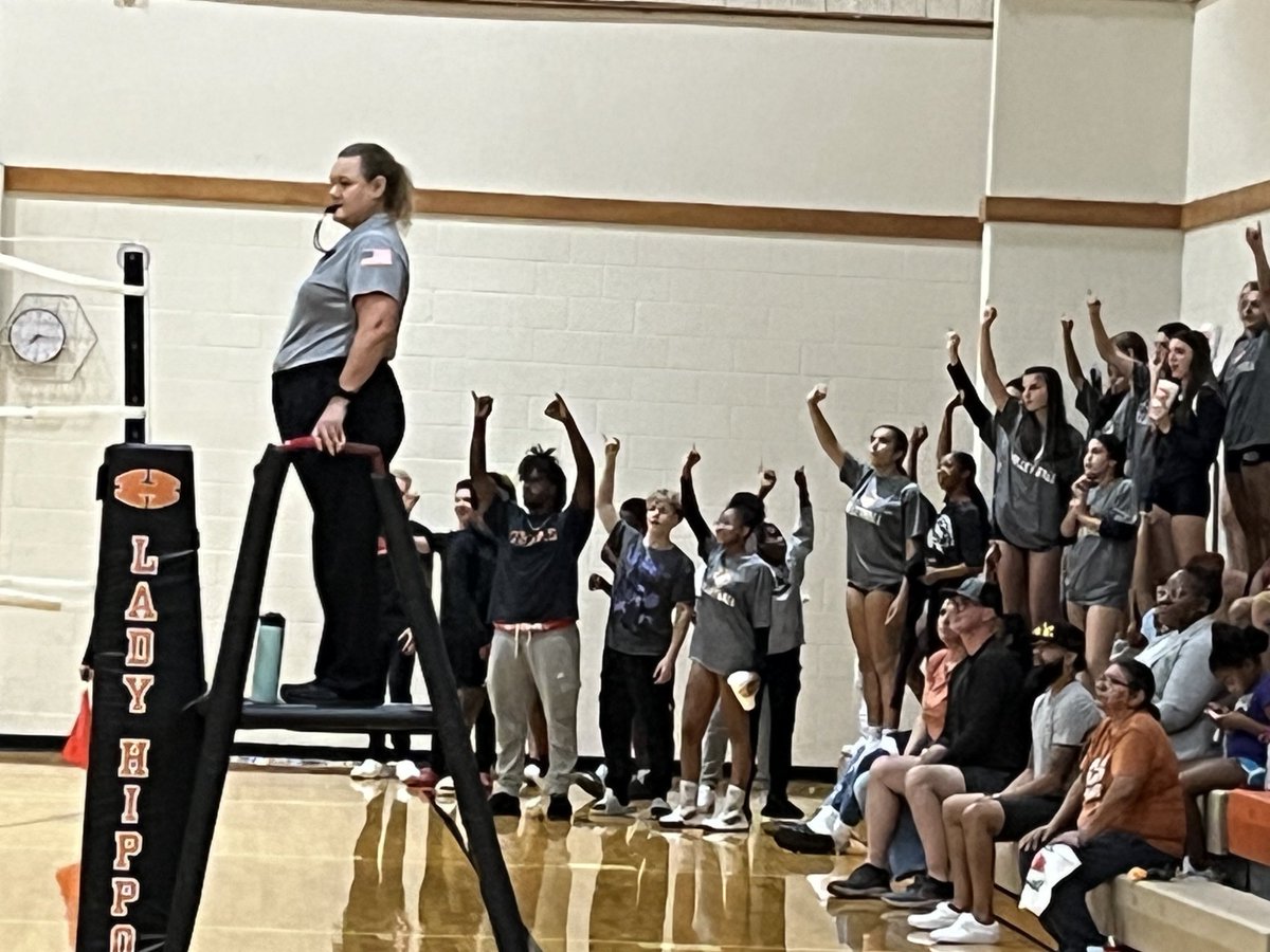 Set point for our 9th B-Team Lady Hippos!