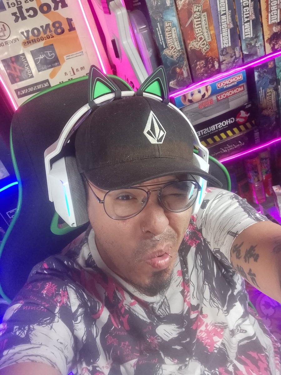 maiki_bits's tweet photo. Martecito! Con todo y échale ganitas y para ello vente a relajar por acá a esta tu casa del perro cotorréo: https://t.co/Hv4UuI2PUG

#streaming #streamer #twitch #gaming #retro #oldies #pc #entretenimiento #gaming https://t.co/C7RuHVziZR