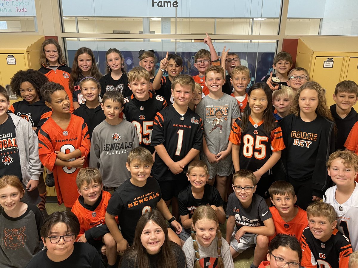 Homecoming week is off to a great start! Beginning with Who Dey MonDEY and Too Bright Tuesday.. next up, Wake Up Late Wednesday aka Pajama Day! #WeAreMilford #theBEStplacetogrow