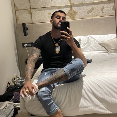 Pubbzy's tweet photo. #NewProfilePic https://t.co/S8PkWwHI8B