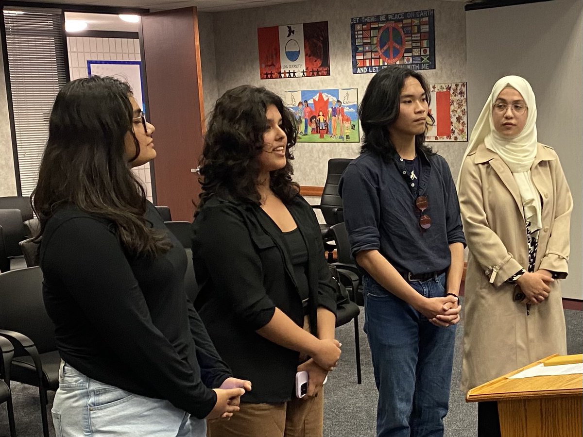 kprschools's tweet photo. Honoured to receive very thoughtful and timely learning this evening shared by student guests as part of the New Canadian Centre’s Young Leaders (NCCYL) Tips for Teachers Project. @NCC_Ptbo https://t.co/caLzs3n6vU