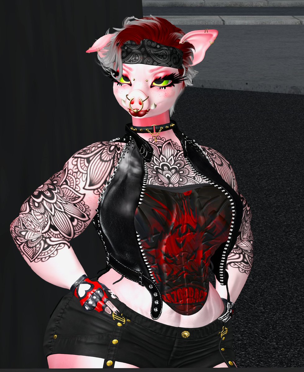 Razorback: Yeah I stopped my personal training to come to honorpro show should come oh yeah like the shirt can get it here marketplace.secondlife.com/p/ADD-ME-Honor…