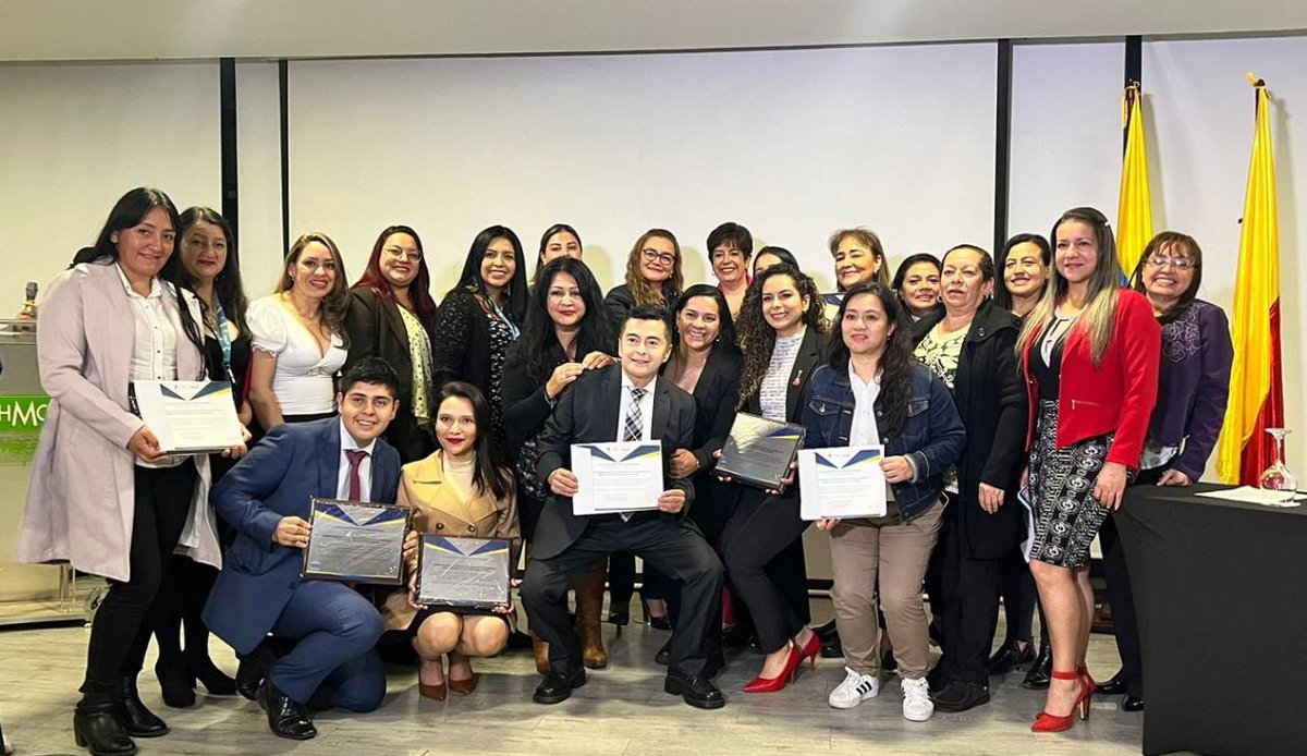 SubRedSurOcci's tweet photo. ¡Estamos de celebramos en @SubRedSurOcci! 🎉 Hoy, recibimos de parte de @SectorSalud certificación de 5 sedes como instituciones #IAMII. 

🏥 Esta distinción acoge a nuestros Centros de Salud: Abastos, Alcalá Muzú, Asunción Bochica, Pablo VI y el Hospital Bosa Centro. 👏 https://t.co/7b3dHg9Ujl