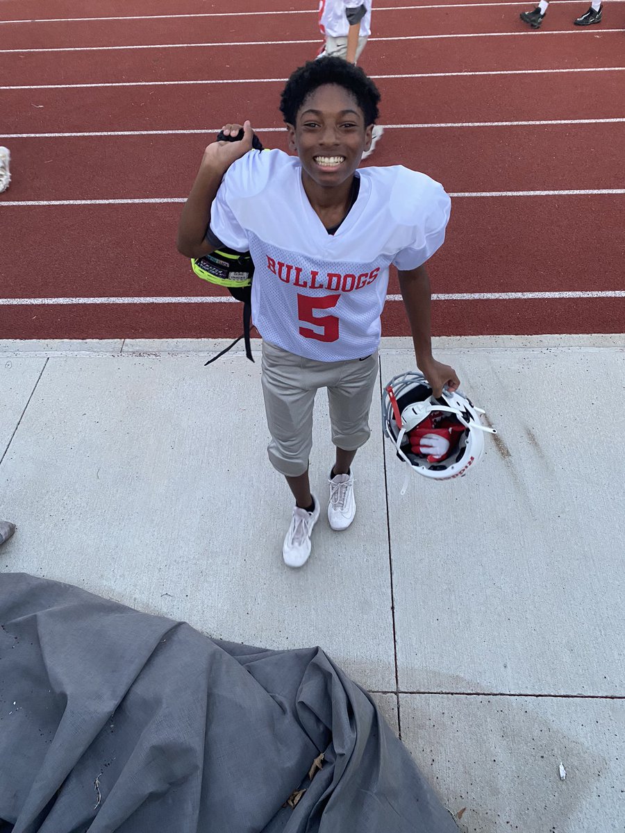 Bulldog DUB &amp; finally seeing this one on the field!💪🏼🏈