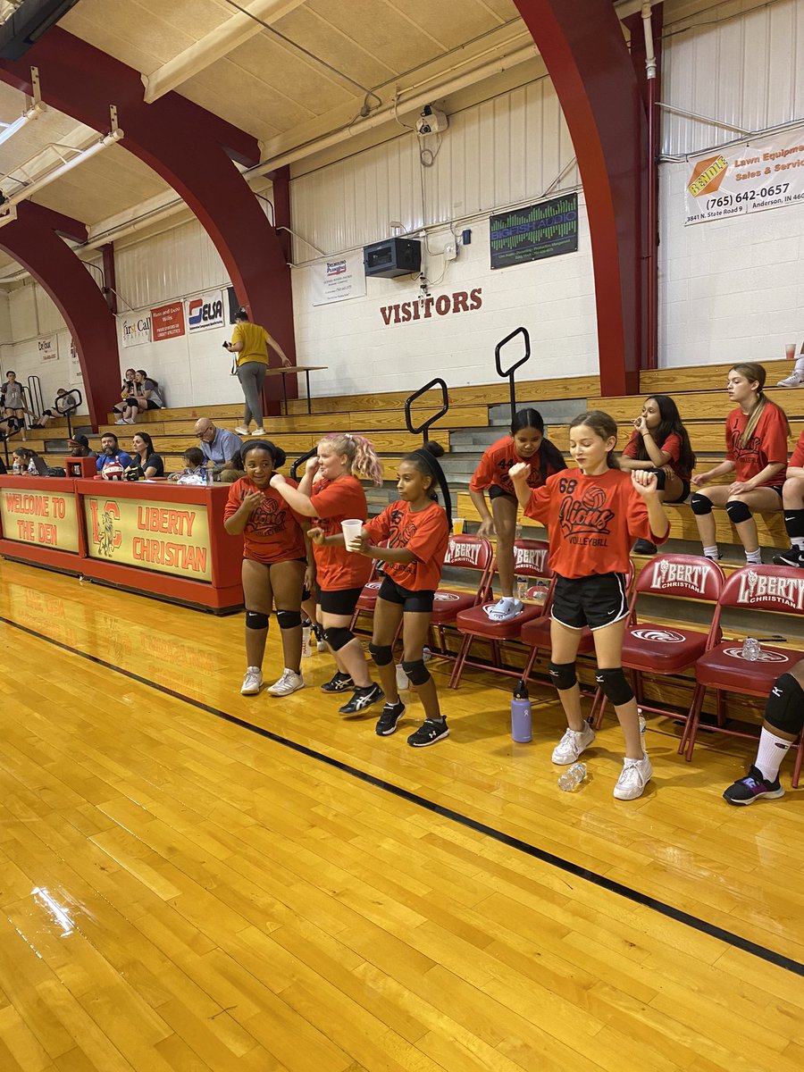 LionsAthletics's tweet photo. #LCSVBALL MS splits with Highland. B Game - LC 25-10, Highland 25-18,  Highland 15-13
A Game LC 25-15, 25-18 https://t.co/dCGfbFol5D