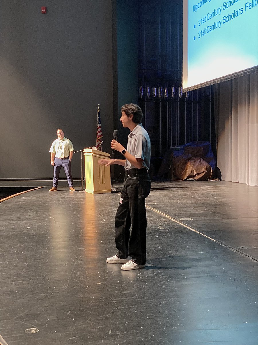 Roberto Leal tweet media