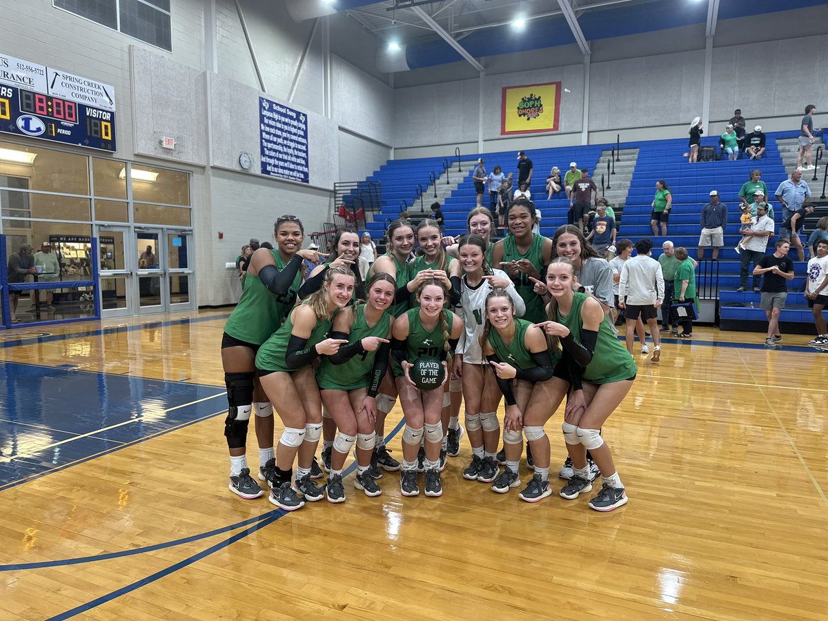 What a win in Lampasas‼️💚🤍🏐 These girls were on 🔥‼️
POG goes to setter, Camryn Courtney‼️ Her confidence and decision making was on point‼️ #ETM #wearecommitted