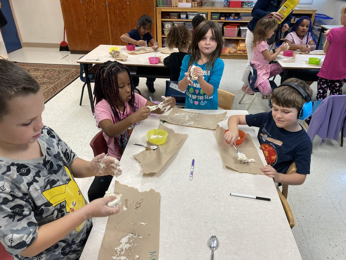 Katie Mott tweet media